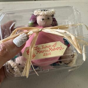 NWOT 2010 Handmade Handcrafted CSK Creations Hula Halau Dancers Pin Cushion